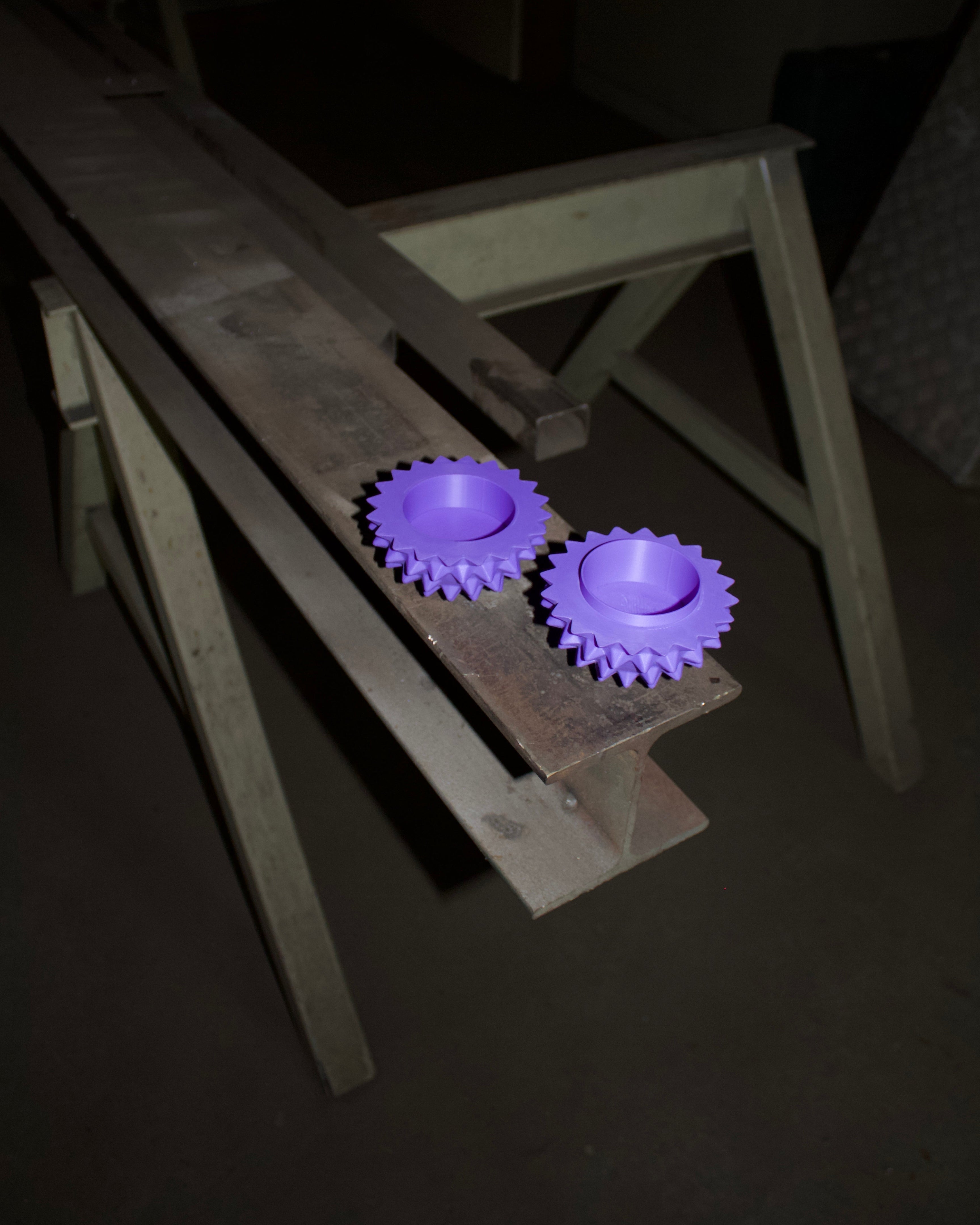 spiky box