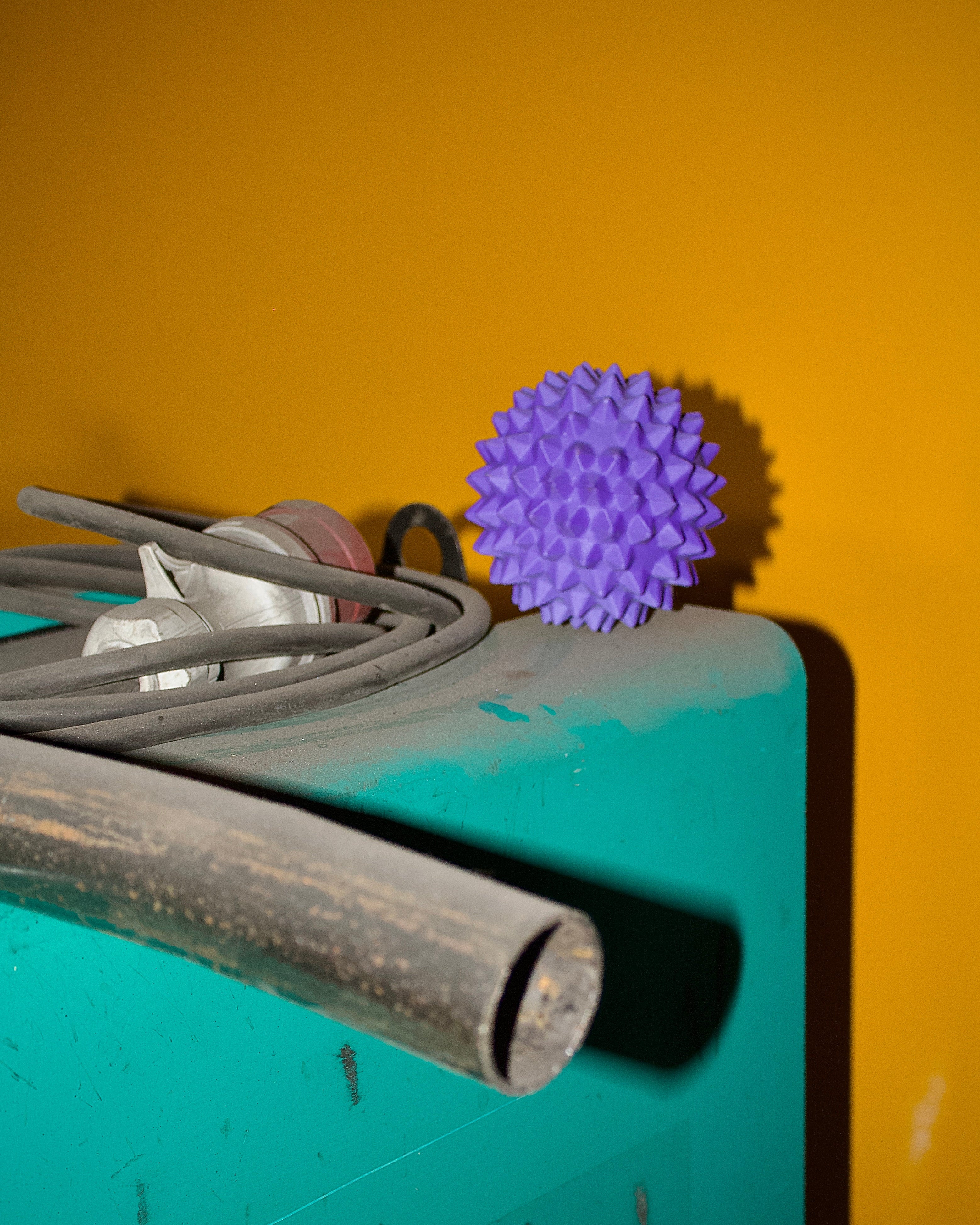 spiky box
